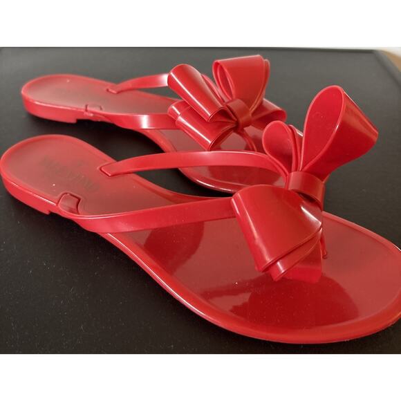 Valentino Garavani Red Jelly Rubber Bow Sandals, Size 38, US 7.5 - Picture 4 of 7